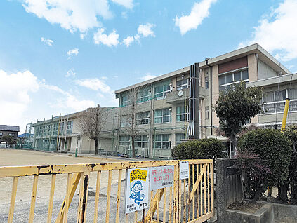 長森南小学校 780ｍ～860ｍ(徒歩10分～11分)