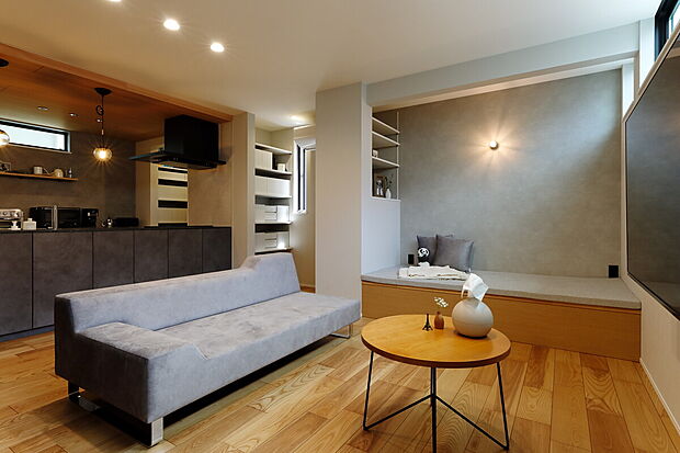 施工面積は最大140m2と、ゆとりある家づくりが可能!(延べ床面積115m2、車庫面積15m2、バルコニー面積10m2含む)一つ一つの空間にゆとりを作ることができるから、暮らしやすさの質が上がりそう。