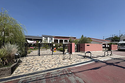 東豊中幼稚園 約550m(徒歩7分)