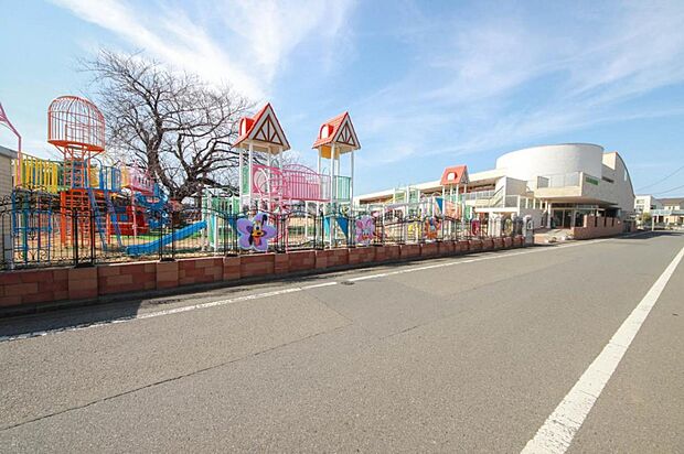 大泉小鳩幼稚園（約1,414m）