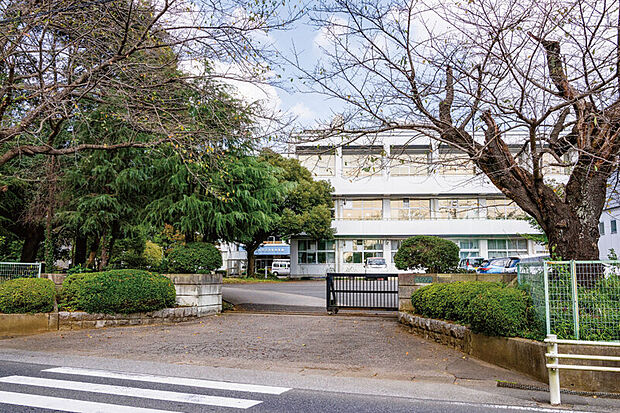 流山市立八木中学校（現地より徒歩23分）