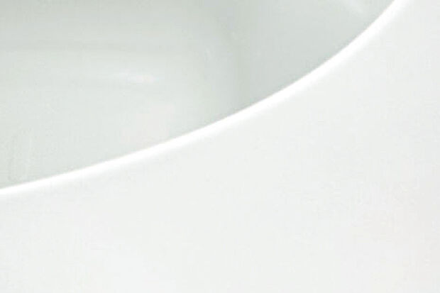 【【ルフレトーン浴槽】】きらめきと奥行きのある人造大理石浴槽です。大理石のような上質な光沢と華やかなきらめきをまとい、1日の疲れを癒やしてくれます。衝撃に強く、表面硬度が高い(鉛筆硬度8H)ので、傷がつきにくいのが特徴です。