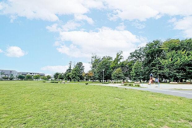 十太夫近隣公園(現地より徒歩4分)