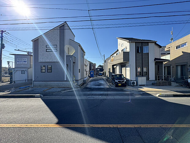 前面道路含む現地写真　