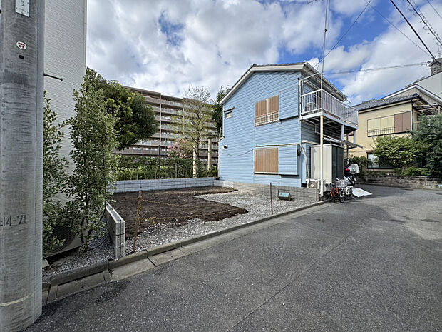 販売現地　