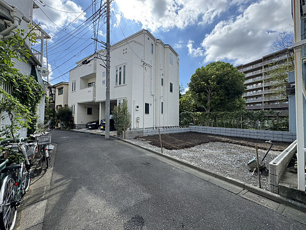 販売現地　