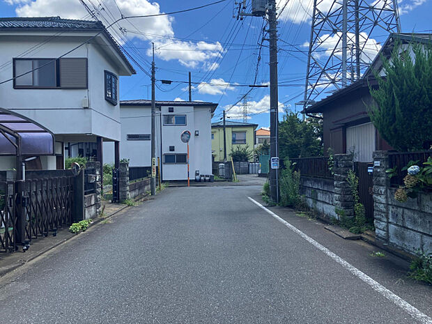 前面道路（2）（2026年8月7日撮影）　