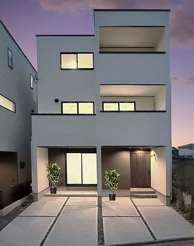 B棟現地外観写真