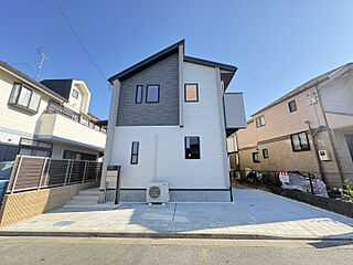 ブルーミングガーデン 府中市日新町2丁目1棟 外観