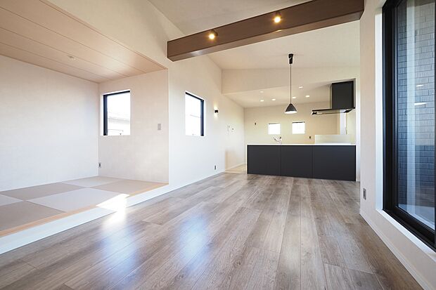 LDK／畳コーナーを合わせると24帖の広々空間に！