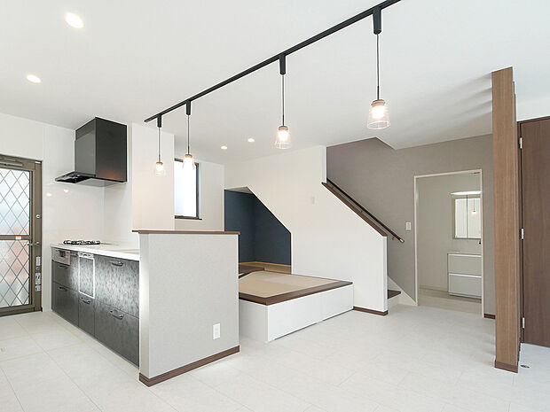 【【BV9梅井】クリエイト施工例】見学可能な建売モデルございます!はじめての見学予約でアマゾンギフトカード3000円分プレゼント!ご利用ください!TEL:0120-31-8848