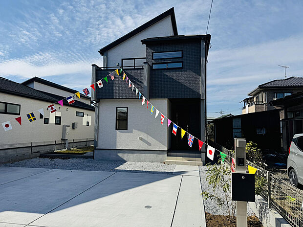 【【外観:1号棟】】加須駅まで徒歩11分♪ヤオコーまで徒歩5分の好立地