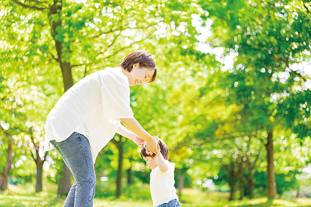 【【通り抜けのない安全な分譲地内道路】】分譲地内道路は住民以外が利用しにくくなっているので安心です。子どもの遊び場やコミュニティスペースとして活用できます。