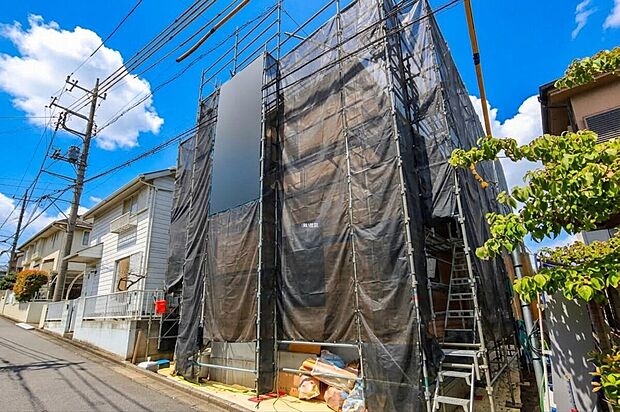 【 現地写真 】
2026年10月完成予定!駅チカ4LDKの住まい