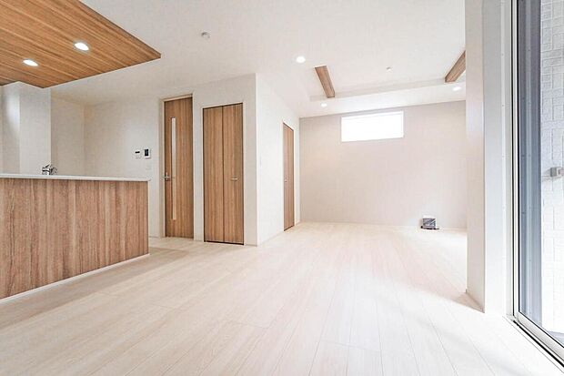 完成済みのため、当日のご案内も可能です。お気軽にお問い合わせください。