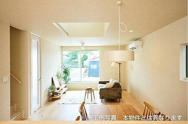 【リビングイメージ】
お子様の遊び場所やローチェスト設置するなど、通常のLD+αの利用ができる大型LDKです。
