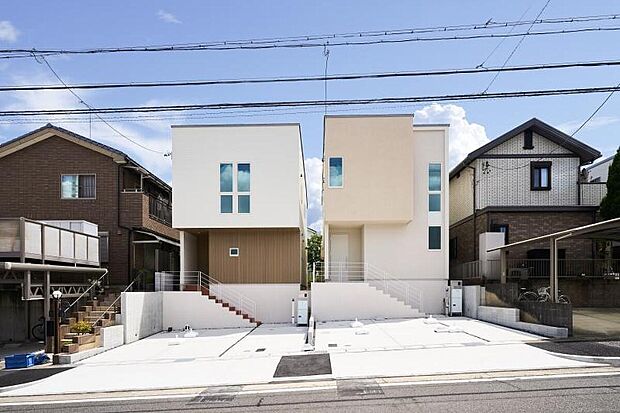 素材、デザインを変えた二邸の分譲地です。好きな見た目で選ぶもの楽しみ方のひとつですね。
室内(2026年8月)撮影