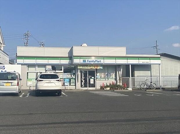 ファミリーマート 春日井八田町店(約226m)