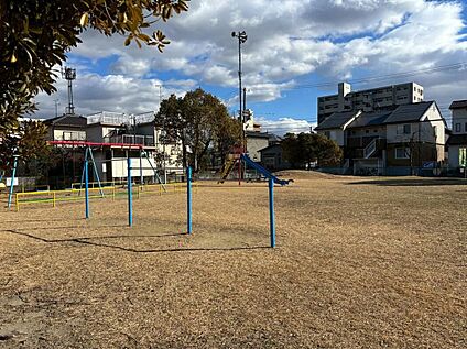 平安公園 50m(徒歩1分)