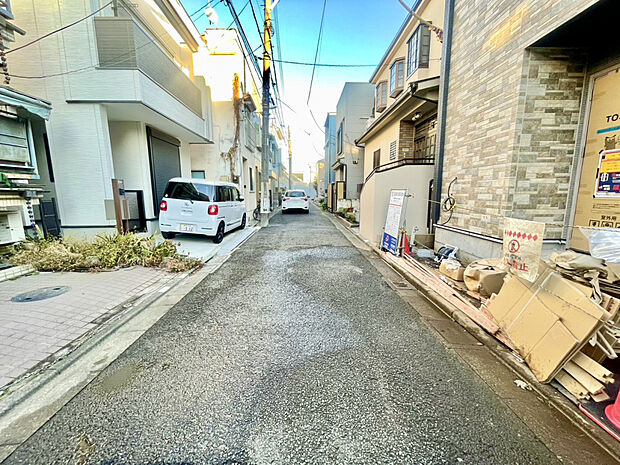 【【前面道路】】交通量少なめ♪静かな住環境が魅力