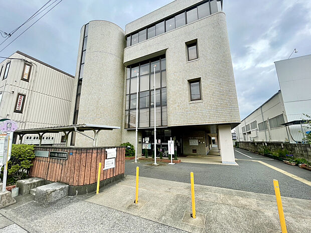 鳩ケ谷図書館（約330m）