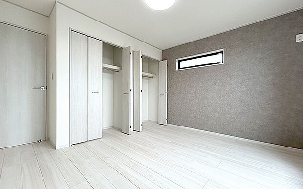 現地写真：主寝室（1号棟）