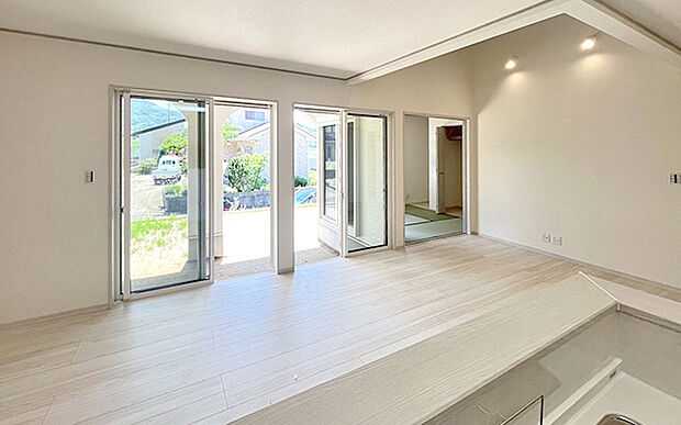 現地写真：LDK（1号棟）