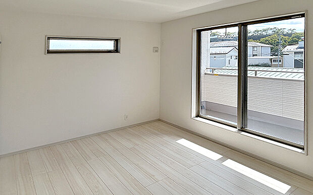 現地写真：主寝室（1号棟）