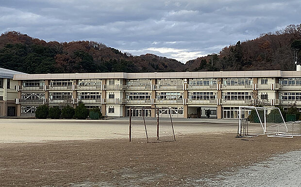 市立第一中学校（約5,800m）