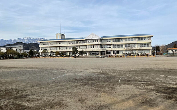 市立今市第二小学校（約620m）