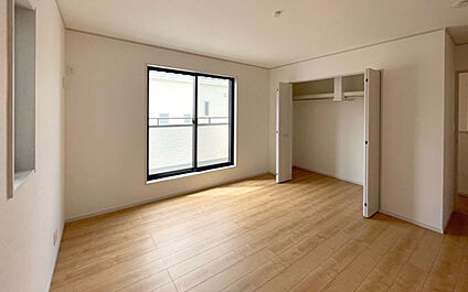 現地写真:主寝室(1号棟)