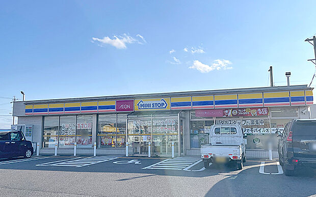 ミニストップ上野長田店（約3,560m）