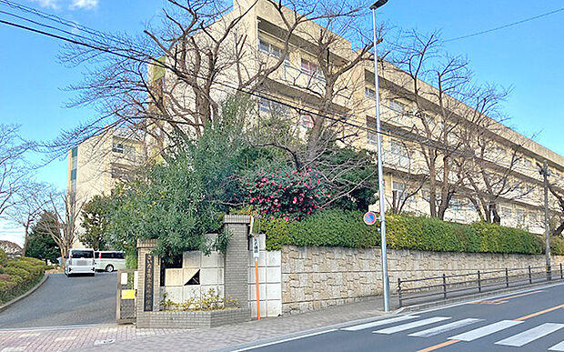 さいたま市立木崎中学校（約640m）