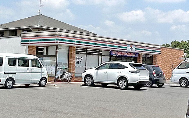 セブンイレブン福山伊勢丘5丁目店(約850m)