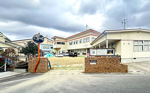 栄光まきびと園(約850m)