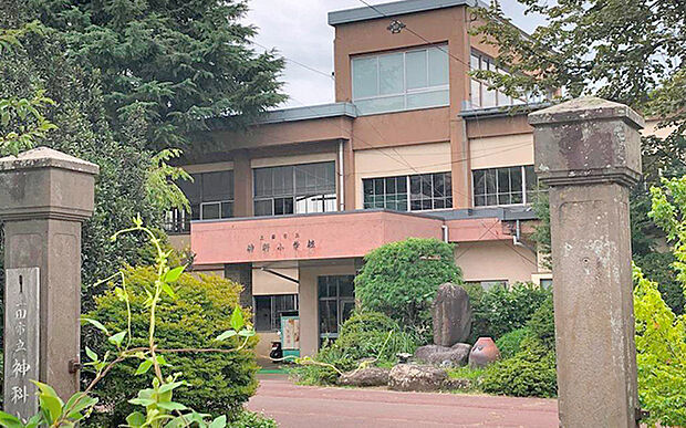 上田市立神科小学校（約1,250m）