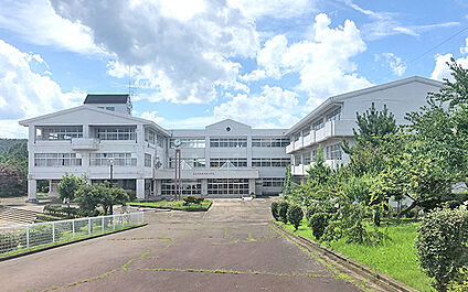 仙台市立南吉成小学校 1410m