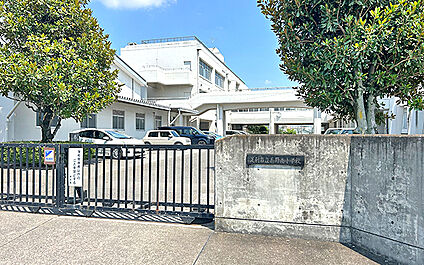市立毛野南小学校 400m