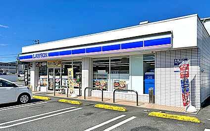 ローソン いわき内郷高坂店 230m
