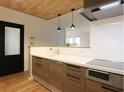 ＜日立ハウステック＞ システムキッチン マルーレ