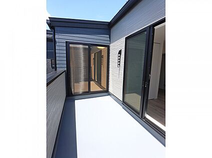 ◇　バルコニー