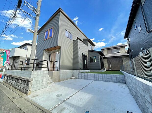 【現地外観写真】◆ロピアやタウンヒルズなど日常のお買い物も充実♪「長後駅」までバスで1本です!(2号棟)