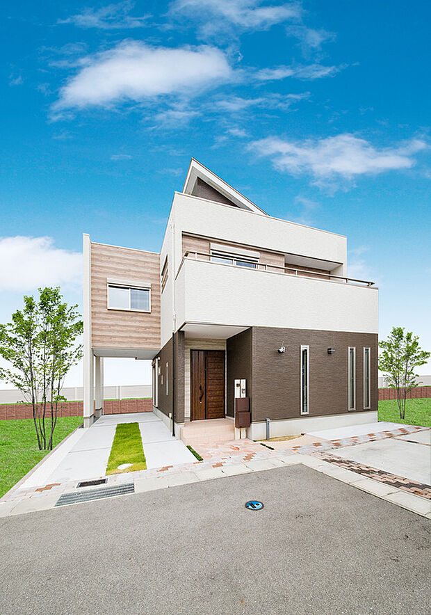 【アジアンモダン】
ホワイトベースにオリーブグリーンのアクセントカラーを配色(当社施工例)