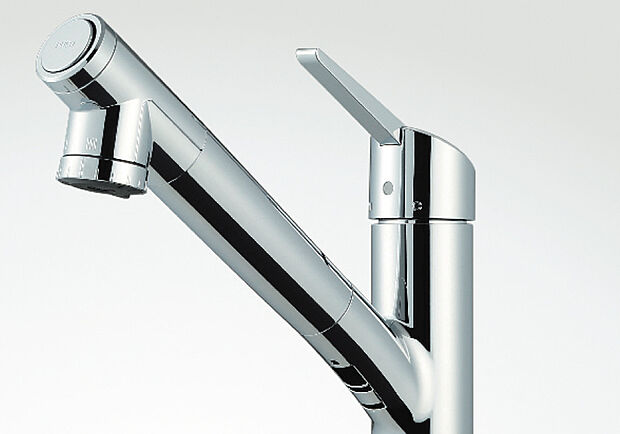 【【蛇口一体型浄水器クローレ】】“飲む・洗う・調理”のあらゆるシーンに対応し、いつでも安心でおいしい水が味わえる蛇口一体型浄水器です。ワンプッシュで浄水・原水の切替ができます。