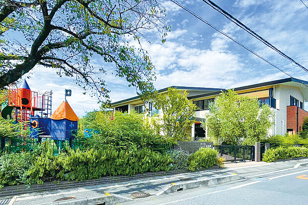 さかわ幼稚園（現地より徒歩1分）