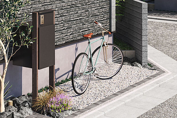 【【サイクルスペース】】アクティブライフや買い物に便利な自転車を駐輪できるスペースを確保しました。お子様の外遊びのおもちゃ置き場としても活用できます。