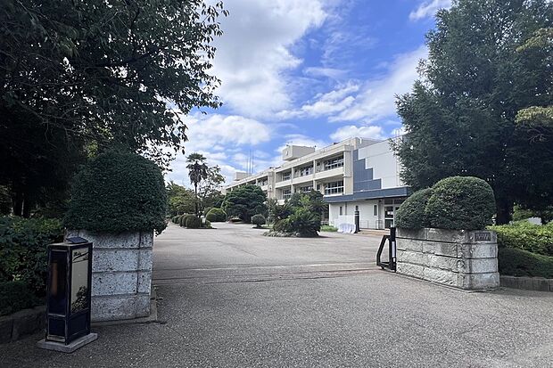 南部中学校/徒歩11分