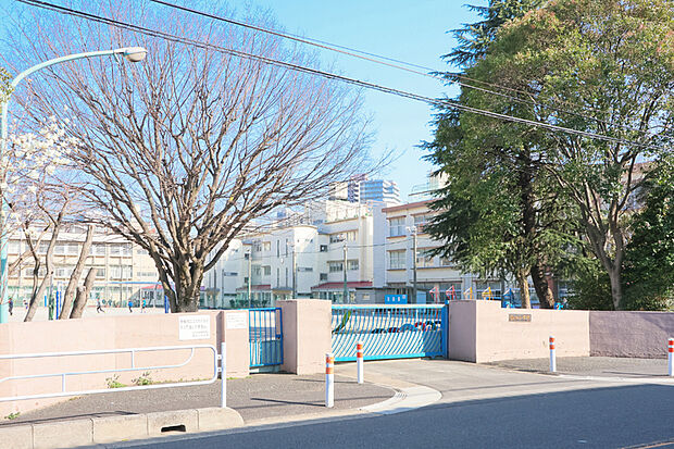 飯仲小学校/徒歩7分