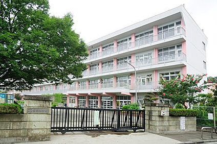 宮前小学校 1030m