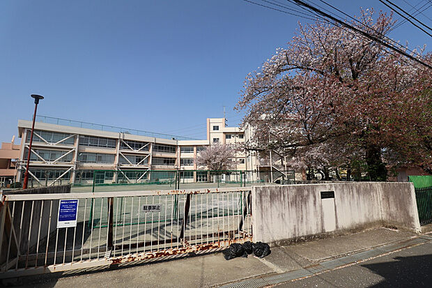 東村山市立東村山第六中学校（約220m）